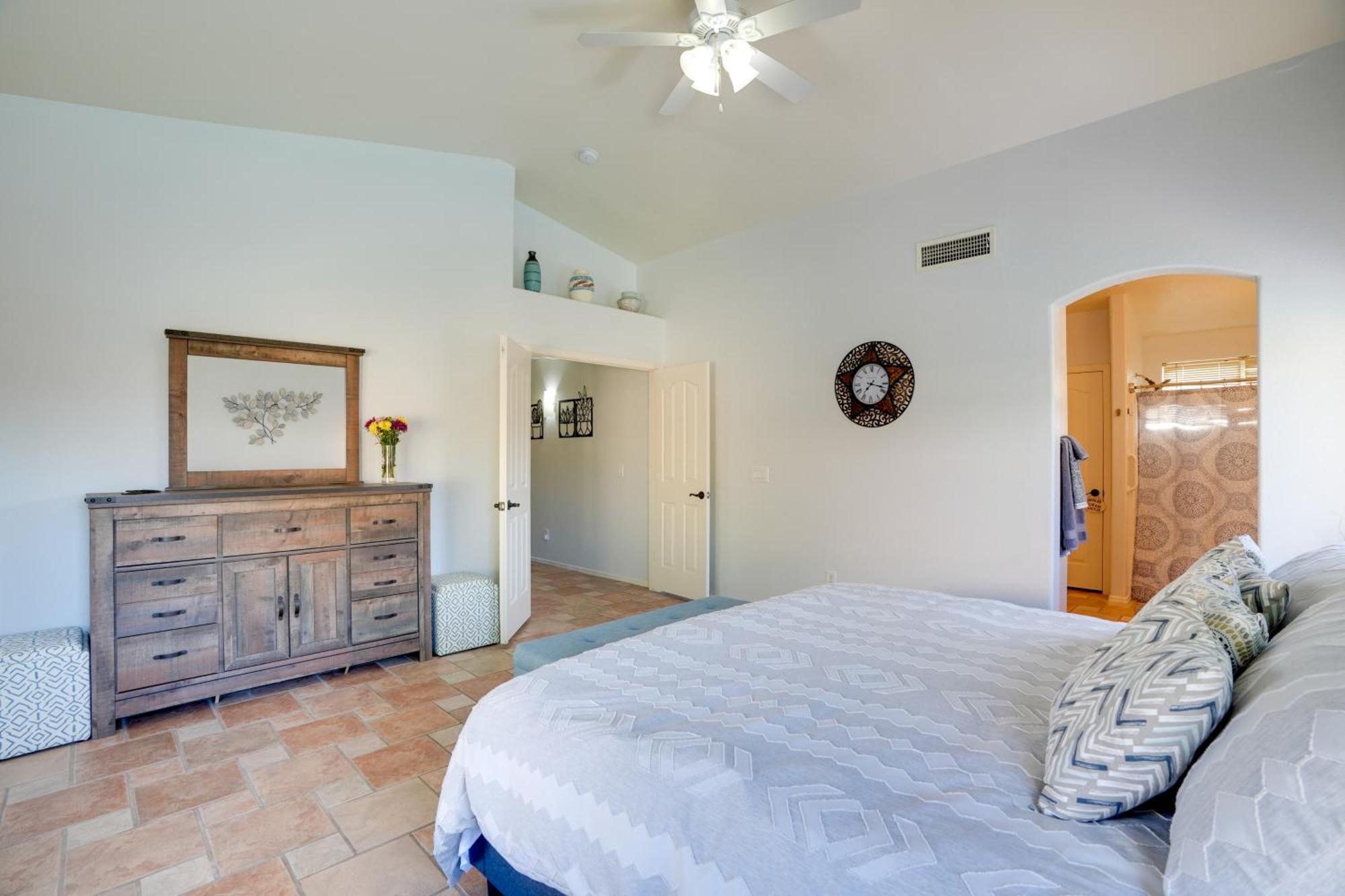 Sunny Surprise Getaway With Private Yard And Pool Βίλα Εξωτερικό φωτογραφία
